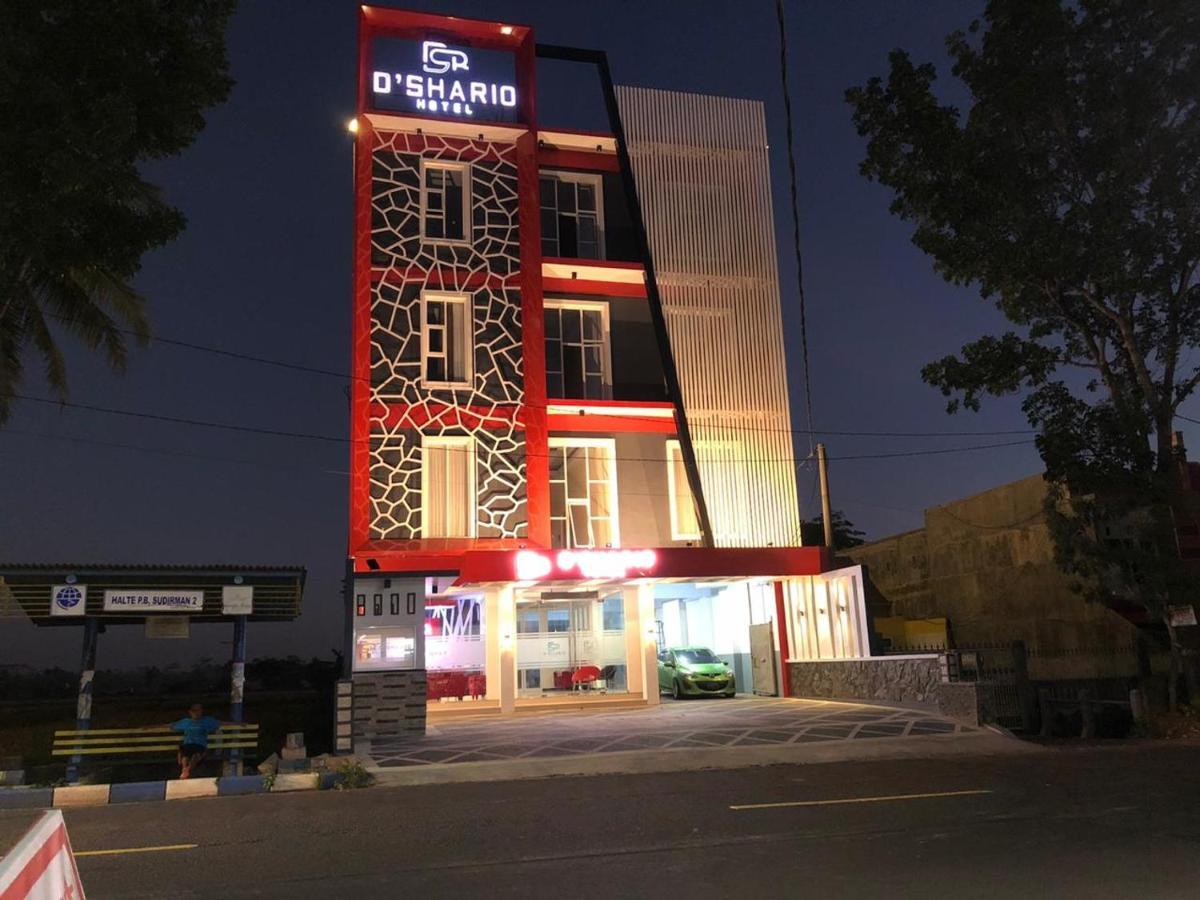 D'Shario Hotel Kepanjen Μαλάνγκ Εξωτερικό φωτογραφία