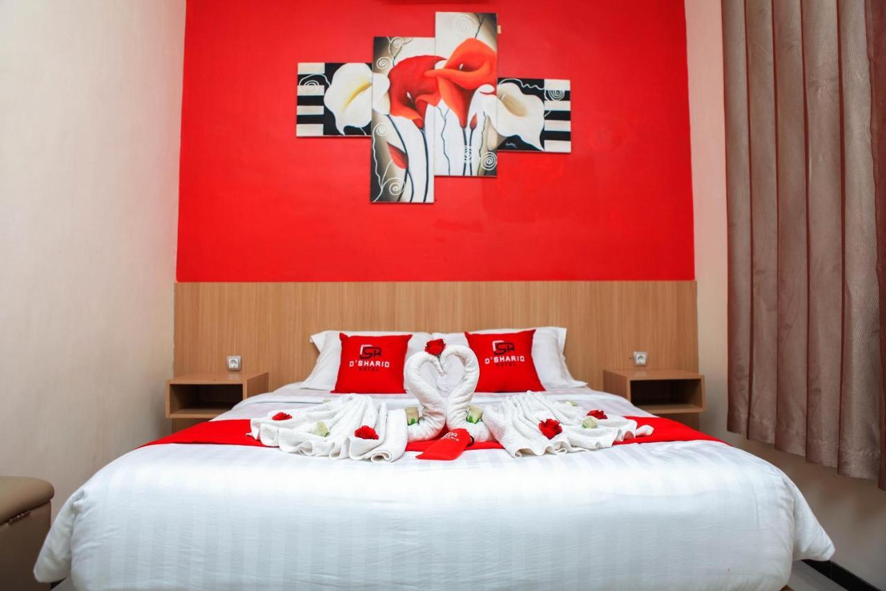 D'Shario Hotel Kepanjen Μαλάνγκ Εξωτερικό φωτογραφία
